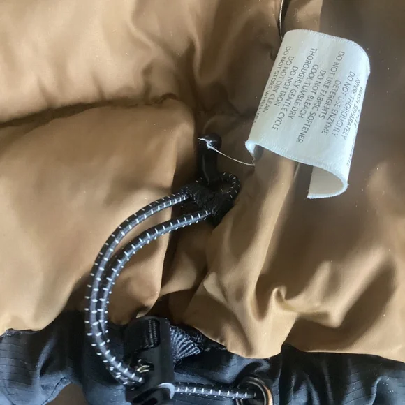 Black down puffer jacket - Picture 9 of 13